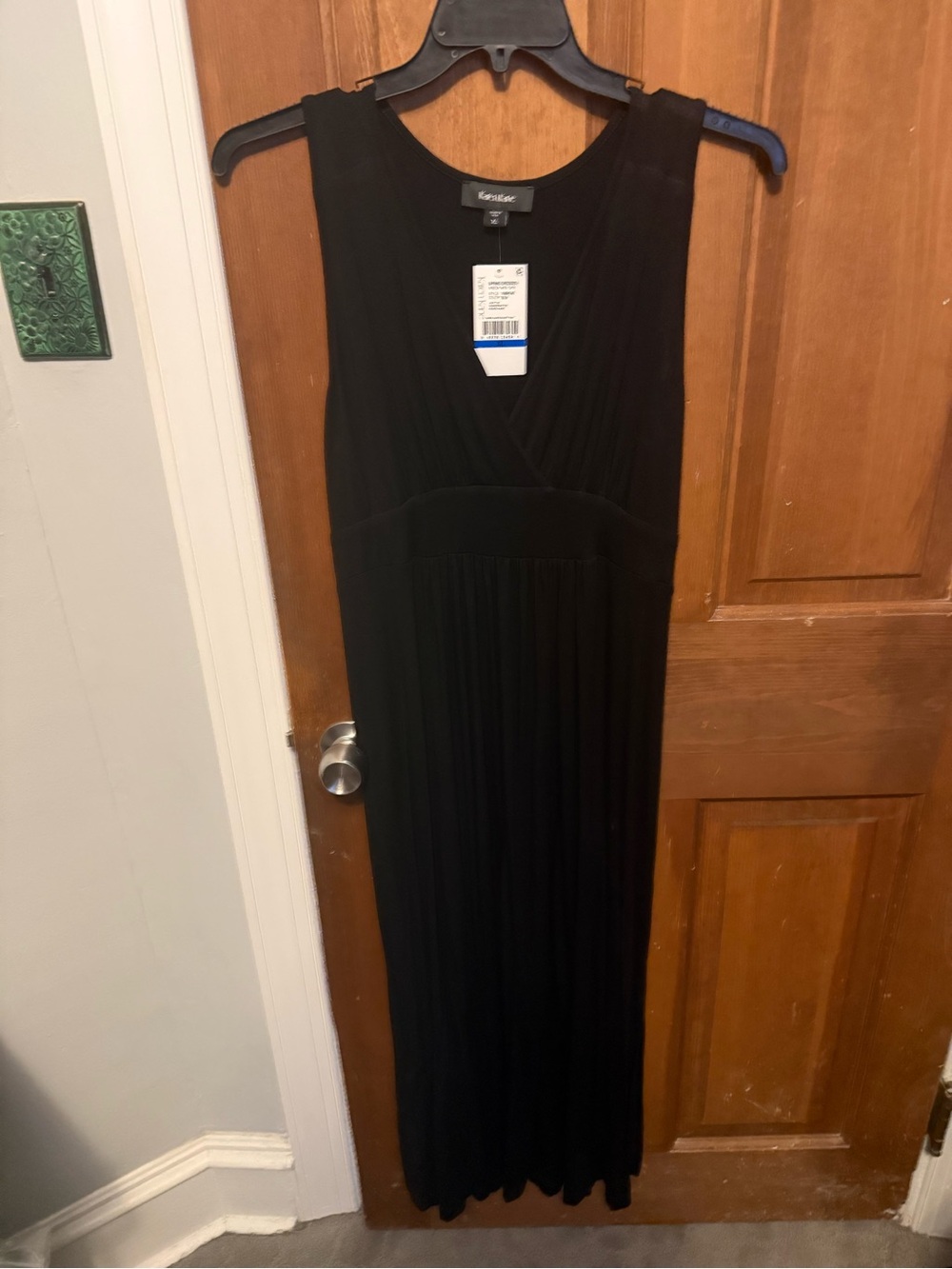 Karen Kane Black Sleeveless Maxi Dress
